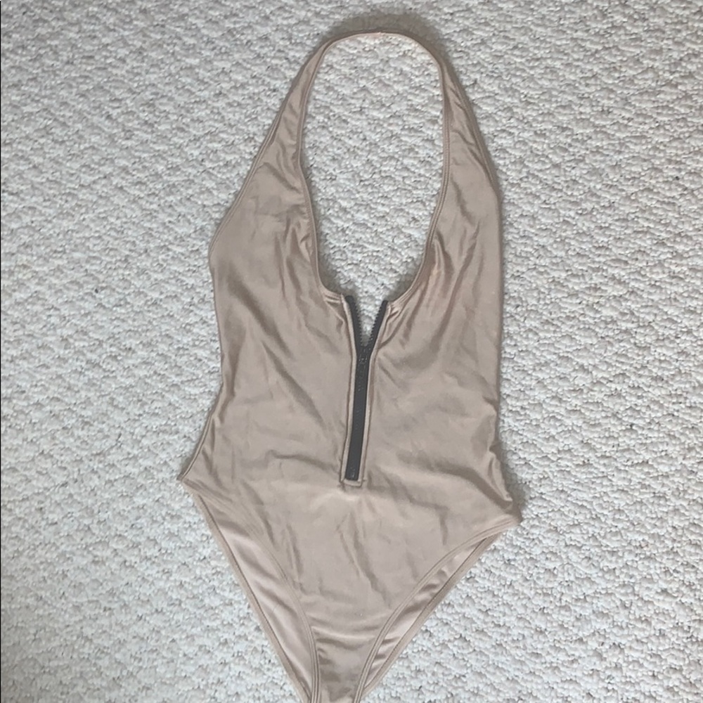 FOREVER 21 ONE PIECE